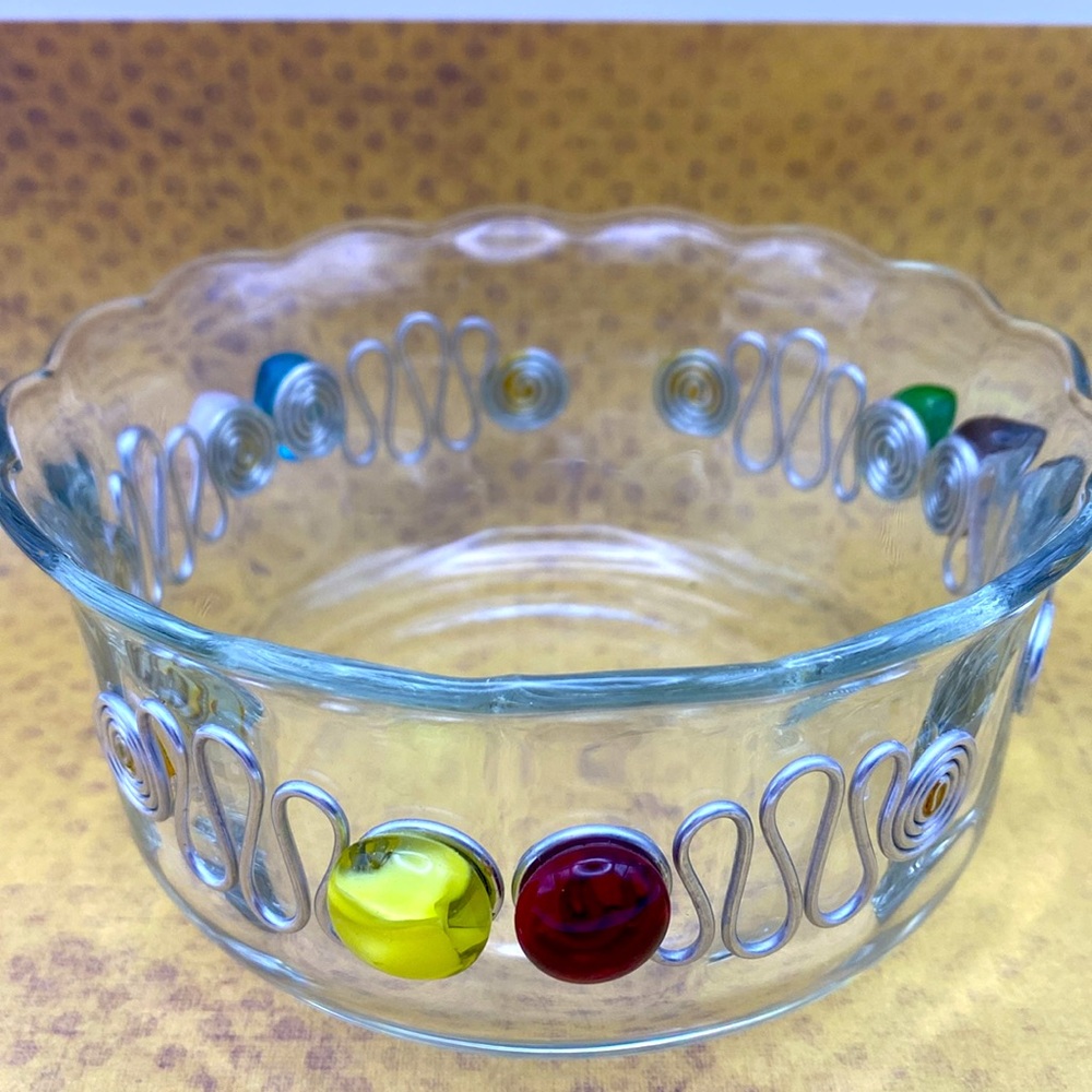 HTF Boho Hippy Chic Silver Wire Wrapped Multi Color Serving Dish Scalloped Rim